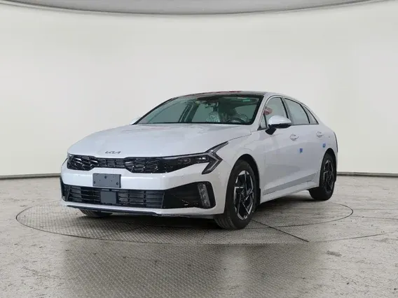 مرسيدس C-Class